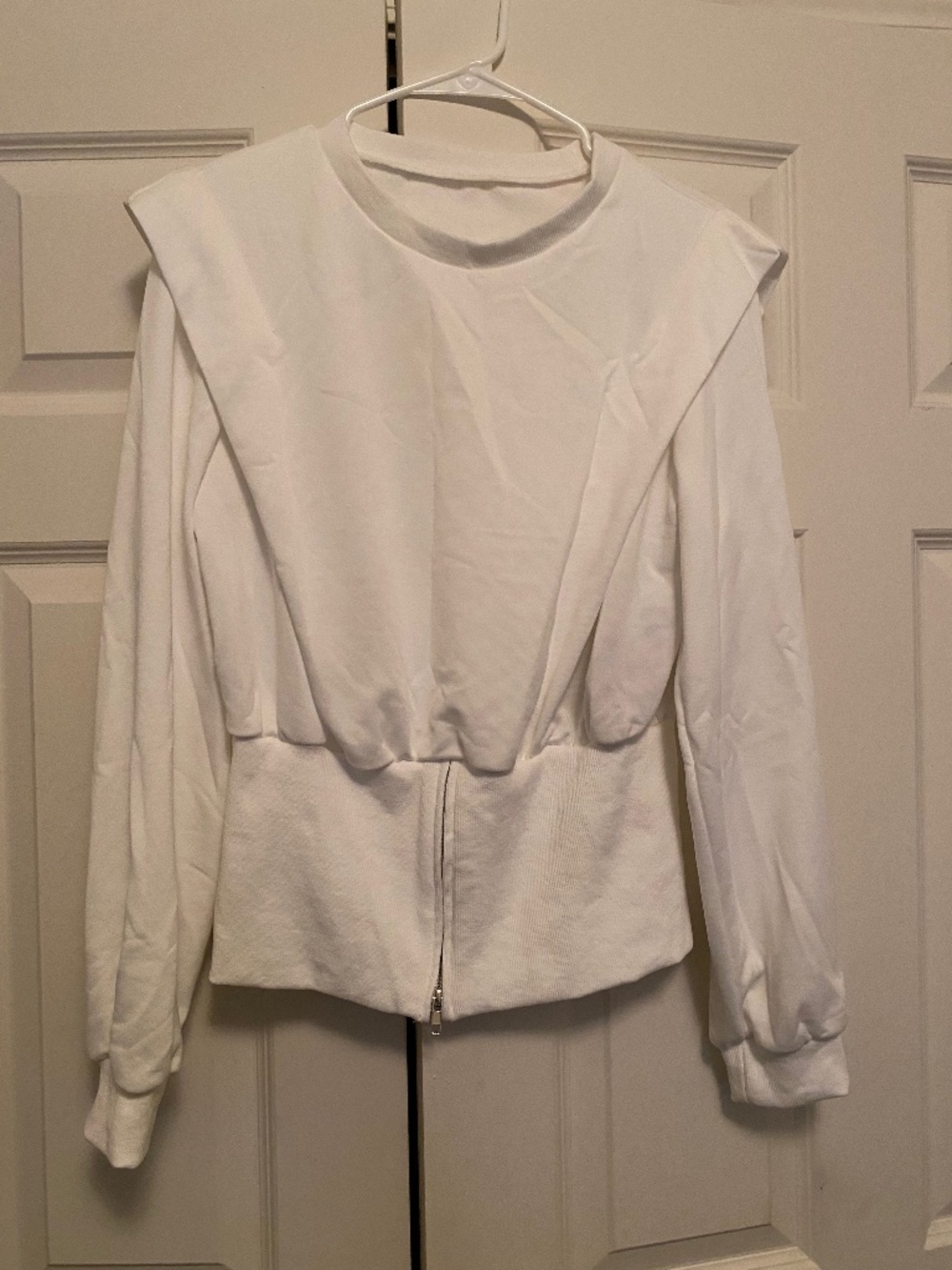 Emery Rose White Structured Zip Top Size Large